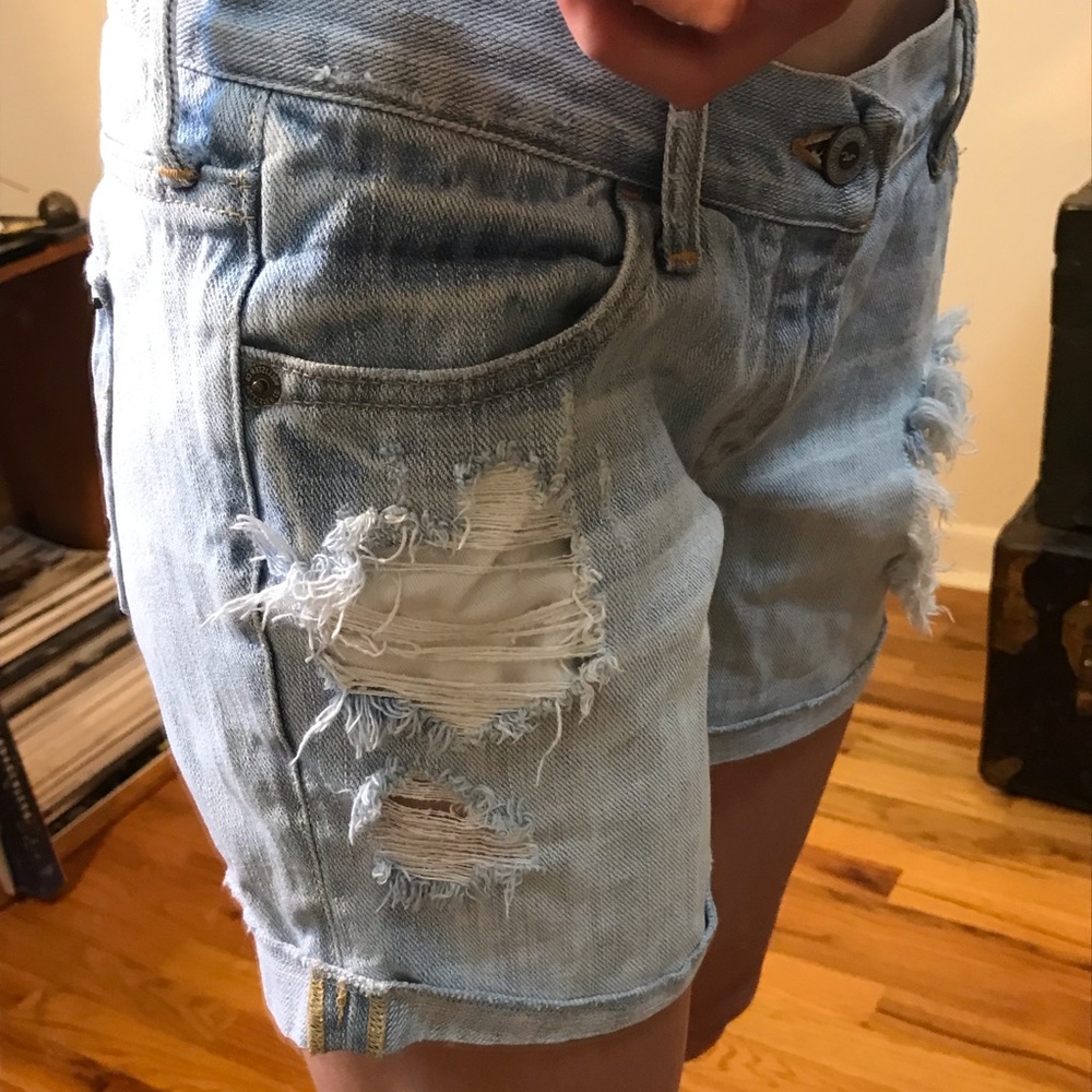 Hollister Mid Short
